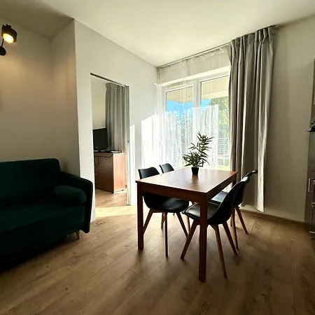 Z Ogrodem I Parkingiem Poludnie Appartement