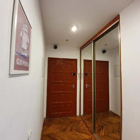 Z Ogrodem I Parkingiem Poludnie Apartment